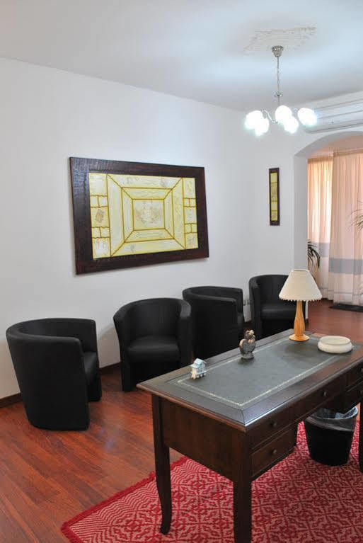 Lewisrooms Domo Cagliari Luaran gambar